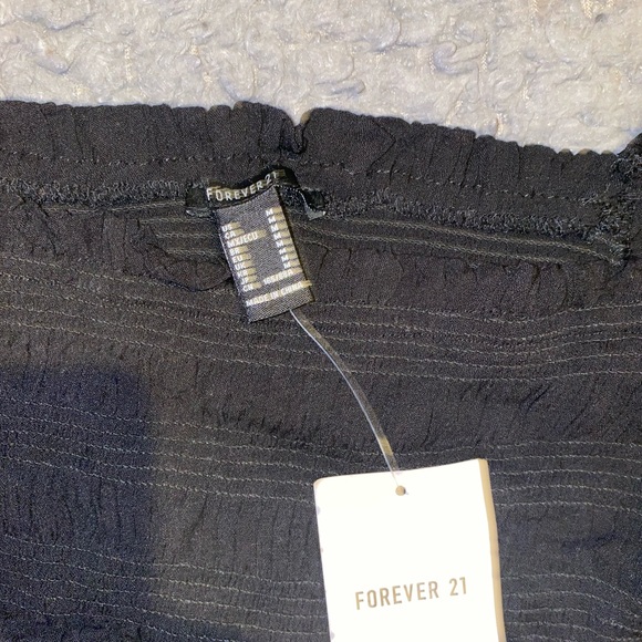 Forever 21 crop top - Picture 3 of 3